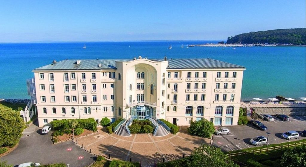 CROZON — Le Grand Hôtel de la&nbsp;Mer