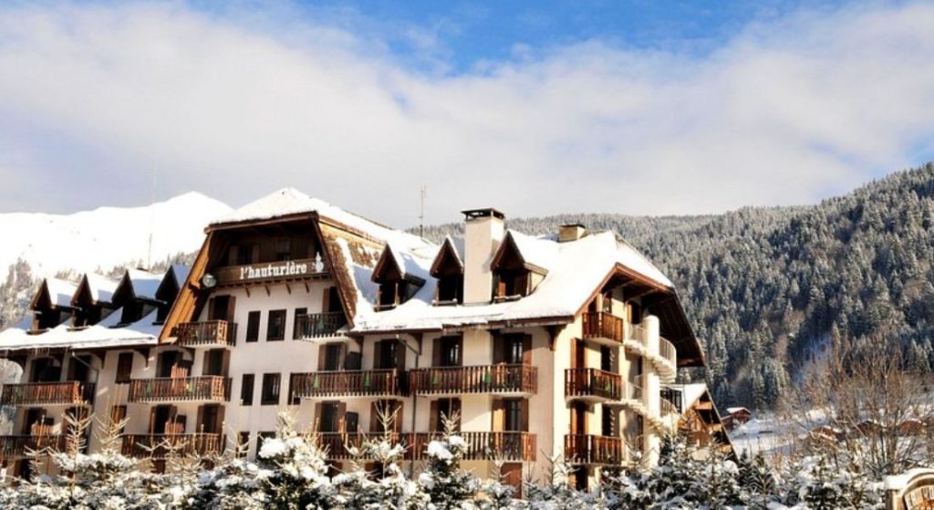 MORZINE — Village Club***