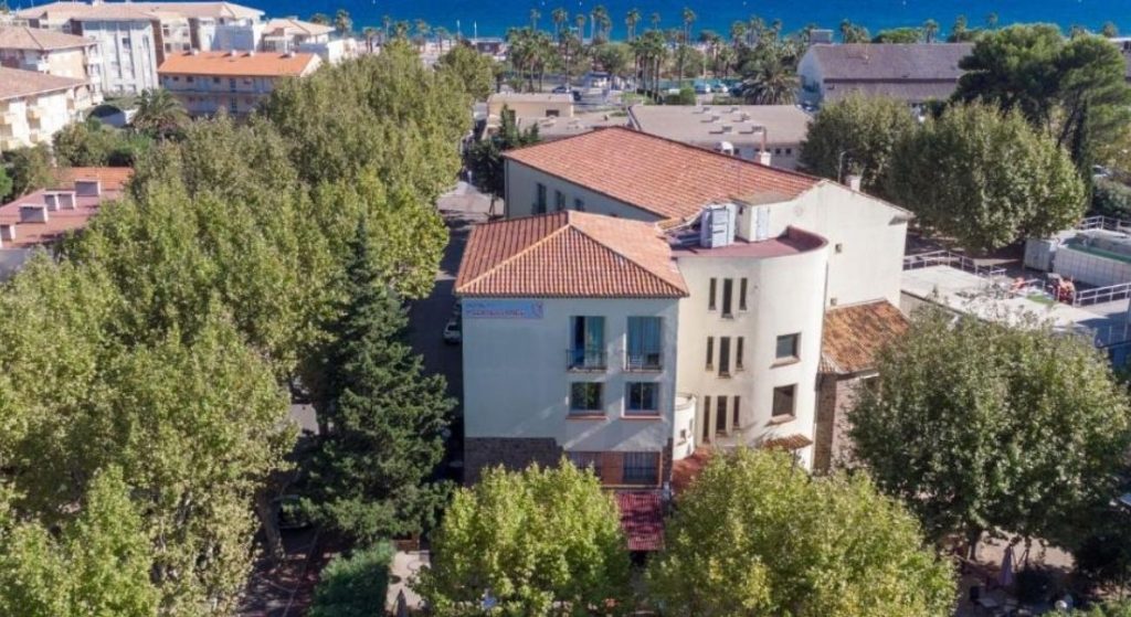 PORT-FREJUS — Hôtel Mediterranée&nbsp;**