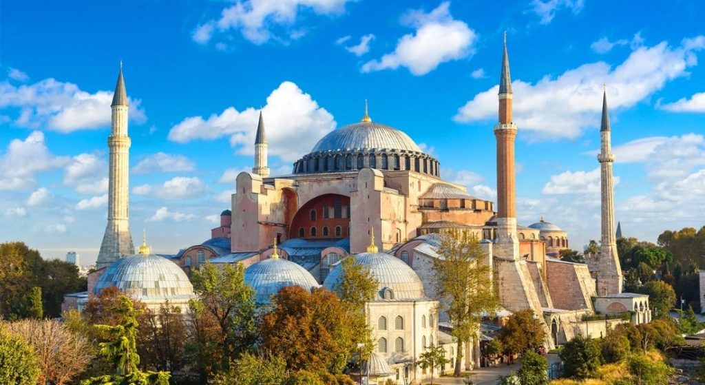 ISTANBUL — Yasmak Sultan