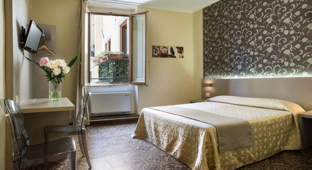 FLORENCE — Hôtel Firenze&nbsp;**